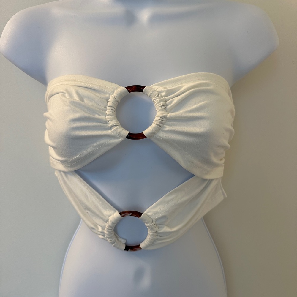 SHEIN White Ring Detail Crop Top